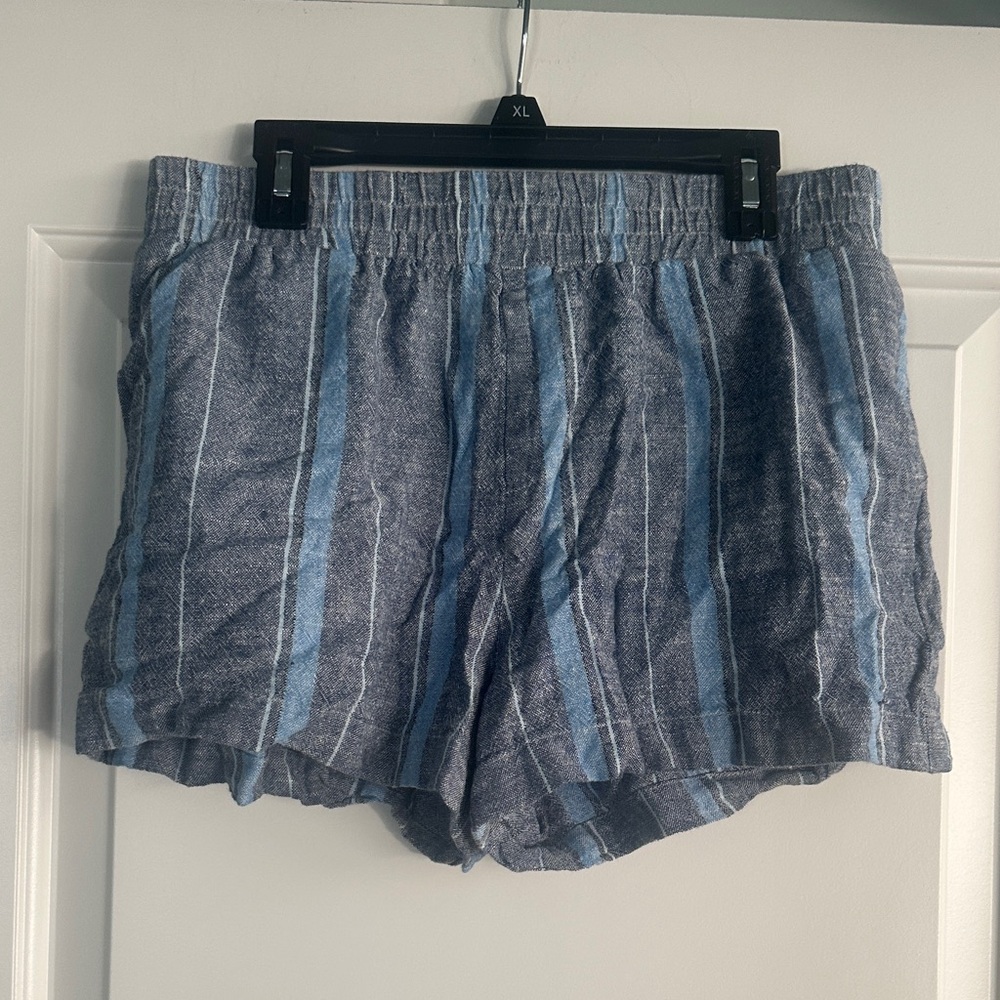 Sky and Sparrow Blue Striped Women’s Shorts